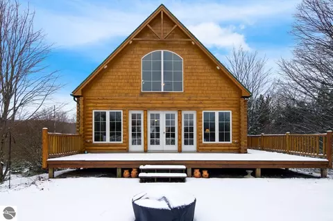 3510 Fox Trl, Bellaire, MI 49615