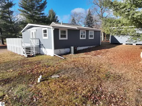 2762 Cathey St, Harrison, MI 48625 photo 28