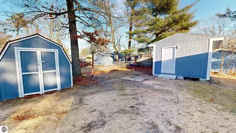 2762 Cathey St, Harrison, MI 48625 photo 33