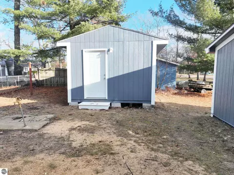 2762 Cathey St, Harrison, MI 48625 photo 32