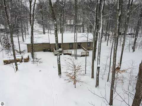 4801 S S Mnr, Cedar, MI 49621 photo 50