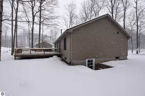 4801 S S Mnr, Cedar, MI 49621 photo 58