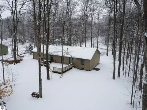 4801 S S Mnr, Cedar, MI 49621 photo 53