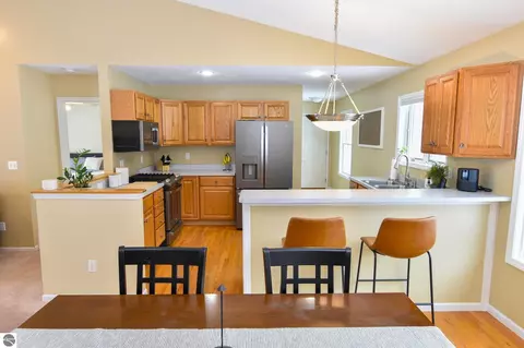 4801 S S Mnr, Cedar, MI 49621 photo 15