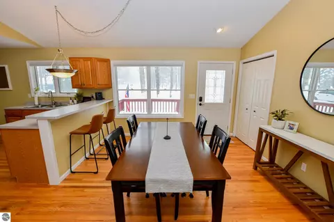 4801 S S Mnr, Cedar, MI 49621 photo 21