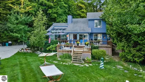 6583 NW Torch Lake Dr, Kewadin, MI 49648