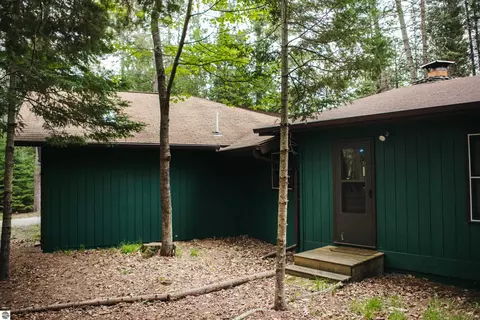 534 Snow Rd, Grayling, MI 49738 photo 4