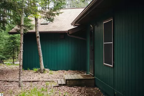 534 Snow Rd, Grayling, MI 49738 photo 5