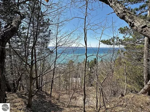 Private Road On Spring Valley, Beulah, MI 49617