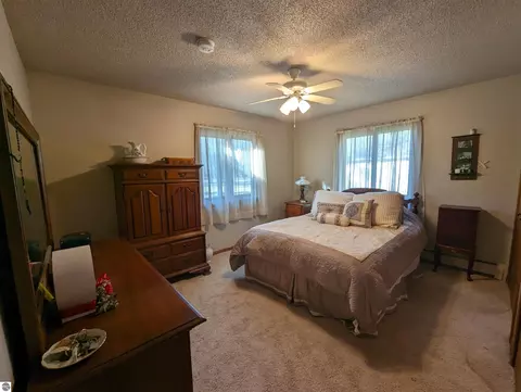 Bedroom - 5191 Huron Breeze Dr, Au Gres, MI 48703 photo 1 of 6