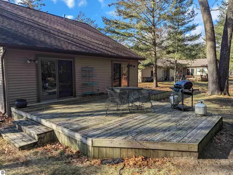 Exterior - 5191 Huron Breeze Dr, Au Gres, MI 48703 photo 6 of 11