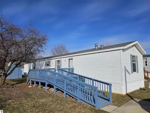 5232 E Broadway #LOT 392, Mount Pleasant, MI 48858