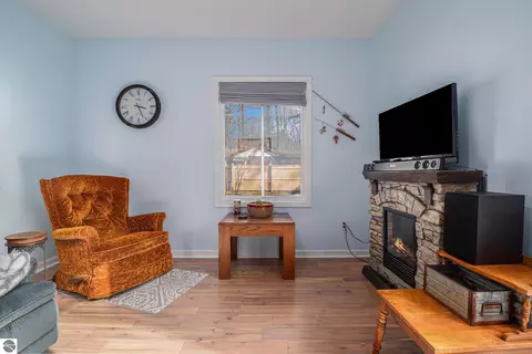 716 Isabella Rd, Harrison, MI 48625 photo 5