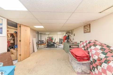 10975 E Madison Rd, Wheeler, MI 48662 photo 24