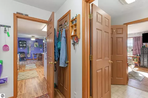 10975 E Madison Rd, Wheeler, MI 48662 photo 10