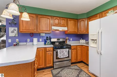10975 E Madison Rd, Wheeler, MI 48662 photo 7