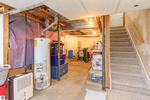 10975 E Madison Rd, Wheeler, MI 48662 photo 19