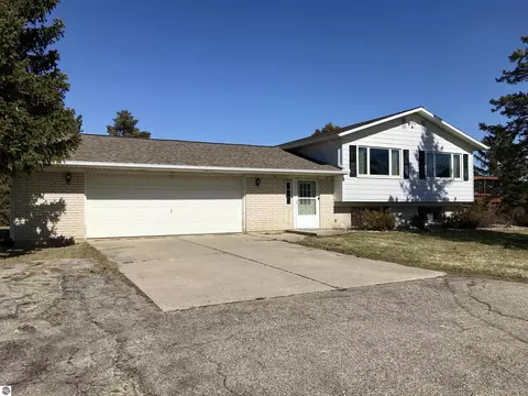6505 E Blanchard Rd, Shepherd, MI 48883