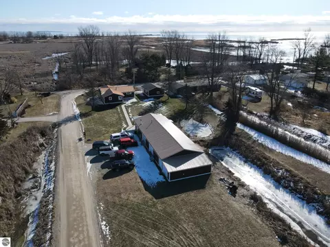 2012 Green Dr, Au Gres, MI 48703 photo 11