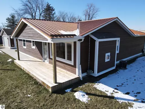 2012 Green Dr, Au Gres, MI 48703 photo 4