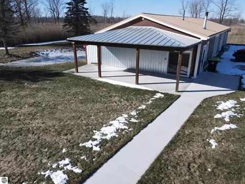 2012 Green Dr, Au Gres, MI 48703 photo 6