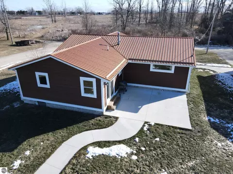 2012 Green Dr, Au Gres, MI 48703 photo 2