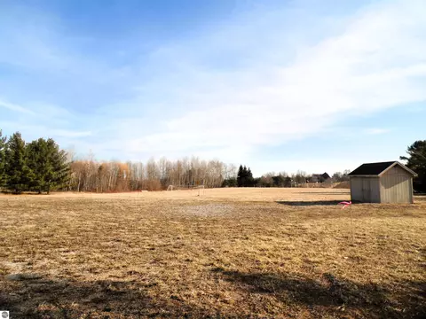 3956 N M-18, Gladwin, MI 48624 photo 26