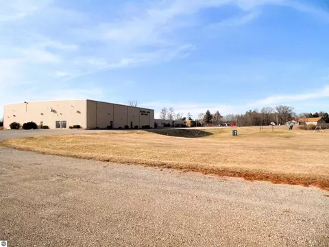 3956 N M-18, Gladwin, MI 48624 photo 6