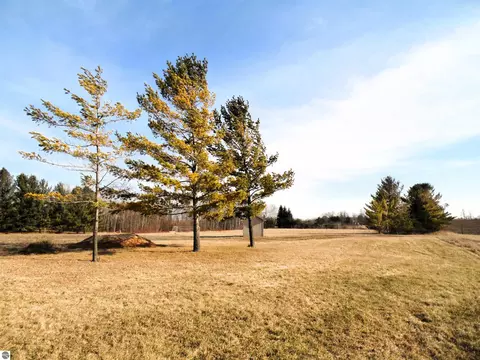 3956 N M-18, Gladwin, MI 48624 photo 28
