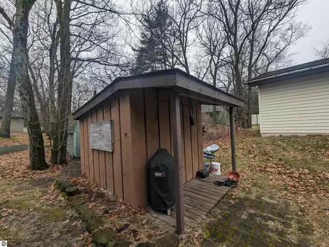 1032 S Eleventh St, Au Gres, MI 48703 photo 14