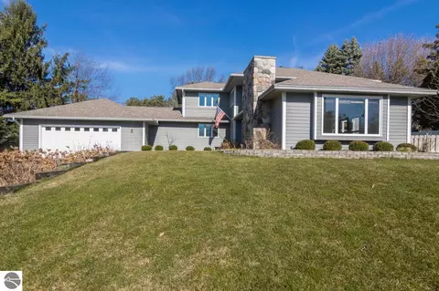 729 Quail Rdg, Traverse City, MI 49686