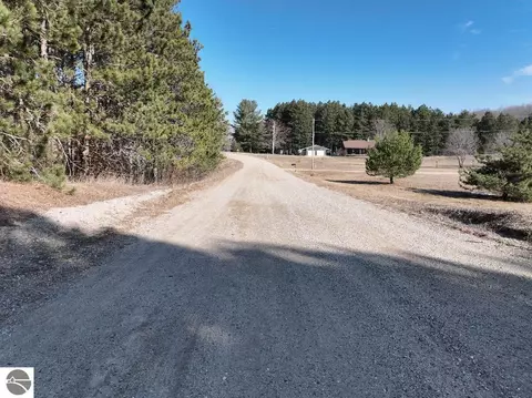 00 N 17 Rd, Mesick, MI 48823 photo 8