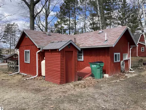 2496 Forest Dr, Lupton, MI 48635 photo 11