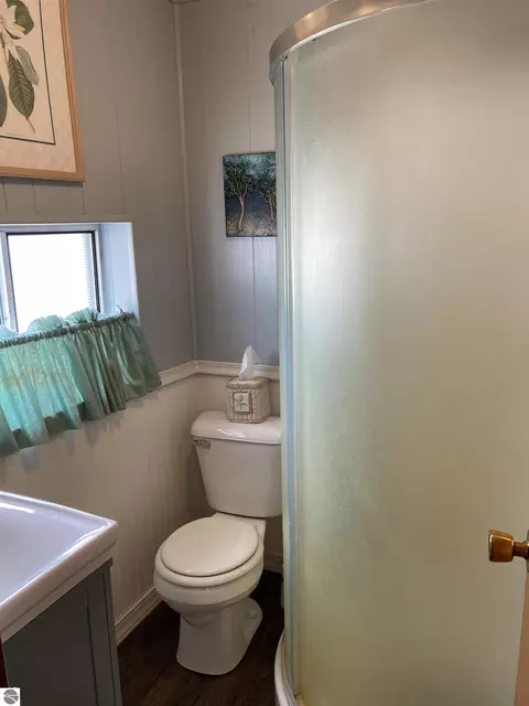 2496 Forest Dr, Lupton, MI 48635 photo 10