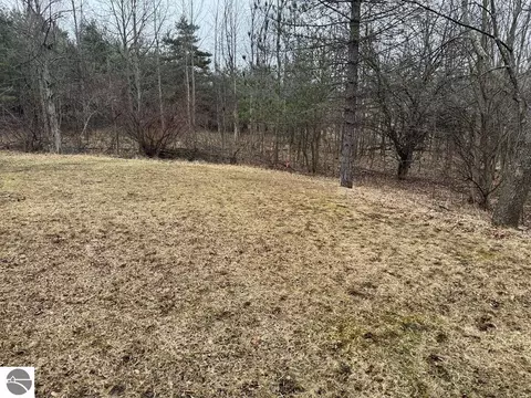 2017 Huntington Cir, Gladwin, MI 48624 photo 13