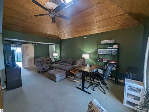 218 W Saginaw St, Au Gres, MI 48703 photo 4