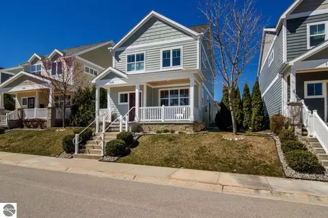 11655 Whittington St, Traverse City, MI 49684