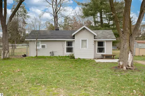 110 N Orange St, Kalkaska, MI 49646
