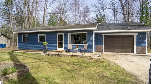857 Cedar Trl, Interlochen, MI 49643