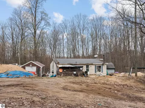 5777 E 18 Rd, Manton, MI 49663 photo 18