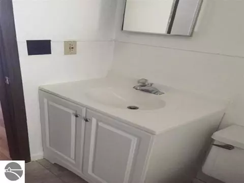 6074 E Broadway, Mount Pleasant, MI 48858 photo 5