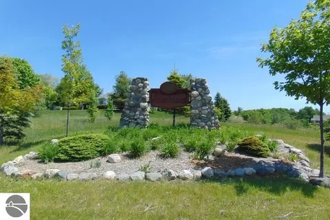 0 S Donnybrook Rd, Suttons Bay, MI 49682
