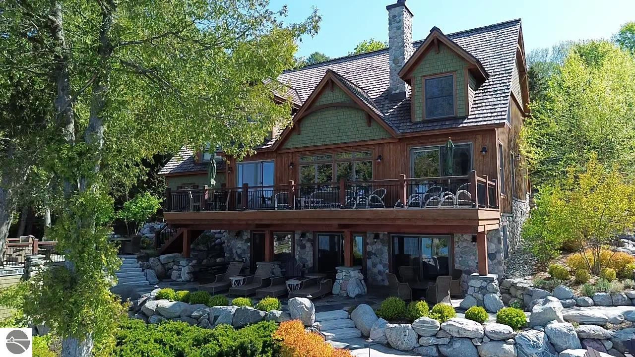 4777 Ne Torch Lk Dr  