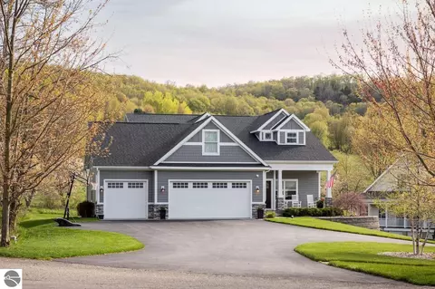 10505 W Pitch Apple Ln, Empire, MI 49630