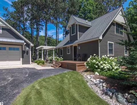 12022 Crystal Mountain Dr #92, Thompsonville, MI 49683