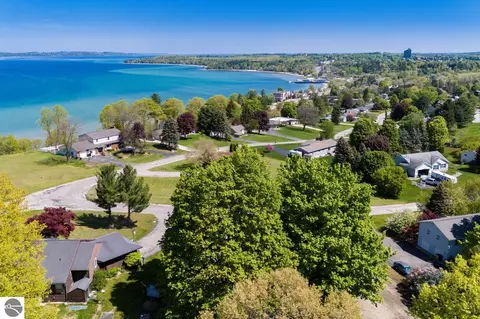 3214 Michael Dr, Williamsburg, MI 49690 photo 43