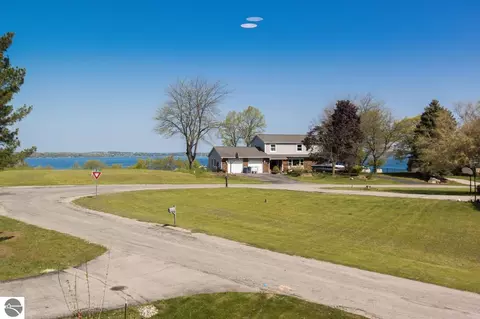 3214 Michael Dr, Williamsburg, MI 49690 photo 44