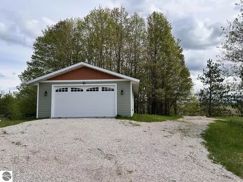 6094 Rolling Rdg, Ellsworth, MI 49729 photo 4