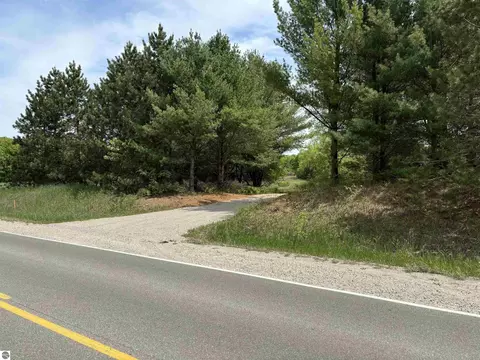 00 Rayle Rd, Lake Ann, MI 49650