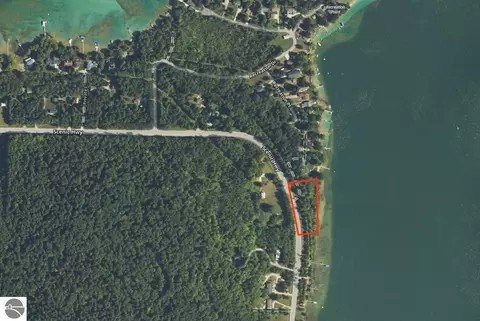 V/l S M-88, Bellaire, MI 49615